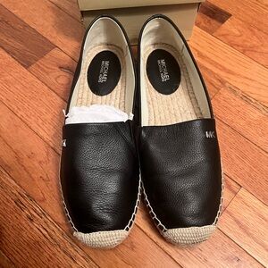 NIB! Michael Kors Wo Sz 8.5 Black Kendrick Slip on Tumbled Leather Loafers